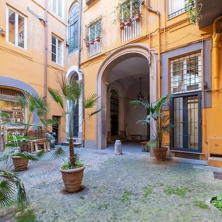Roma Central Studio Exterior photo